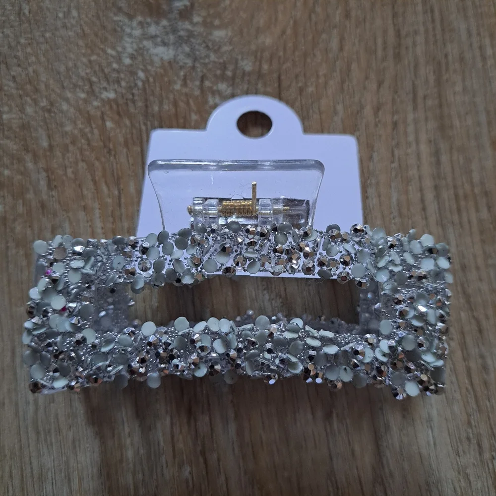 Fashion Jewelry Silver Gray Medium 14 Claws Shimmering Hair Clip New